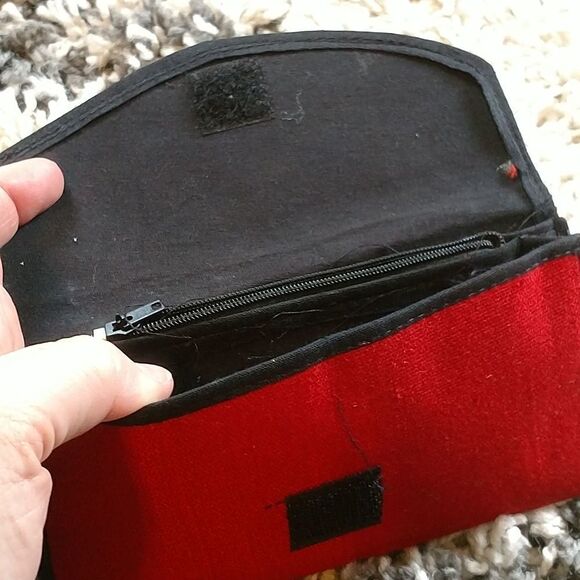 Indian Style Hard covered Clutch/Wallet - Picture 3 of 4